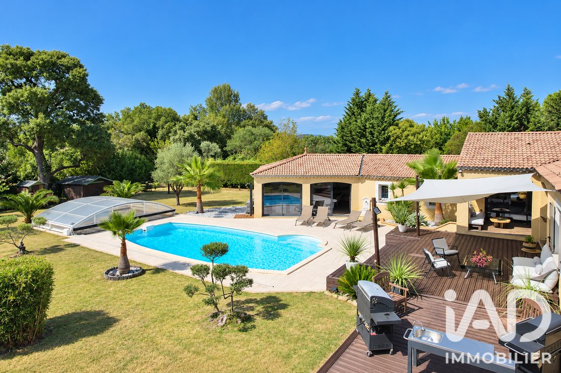 Casa en Lezan, Occitania, Francia 1 - 18702851