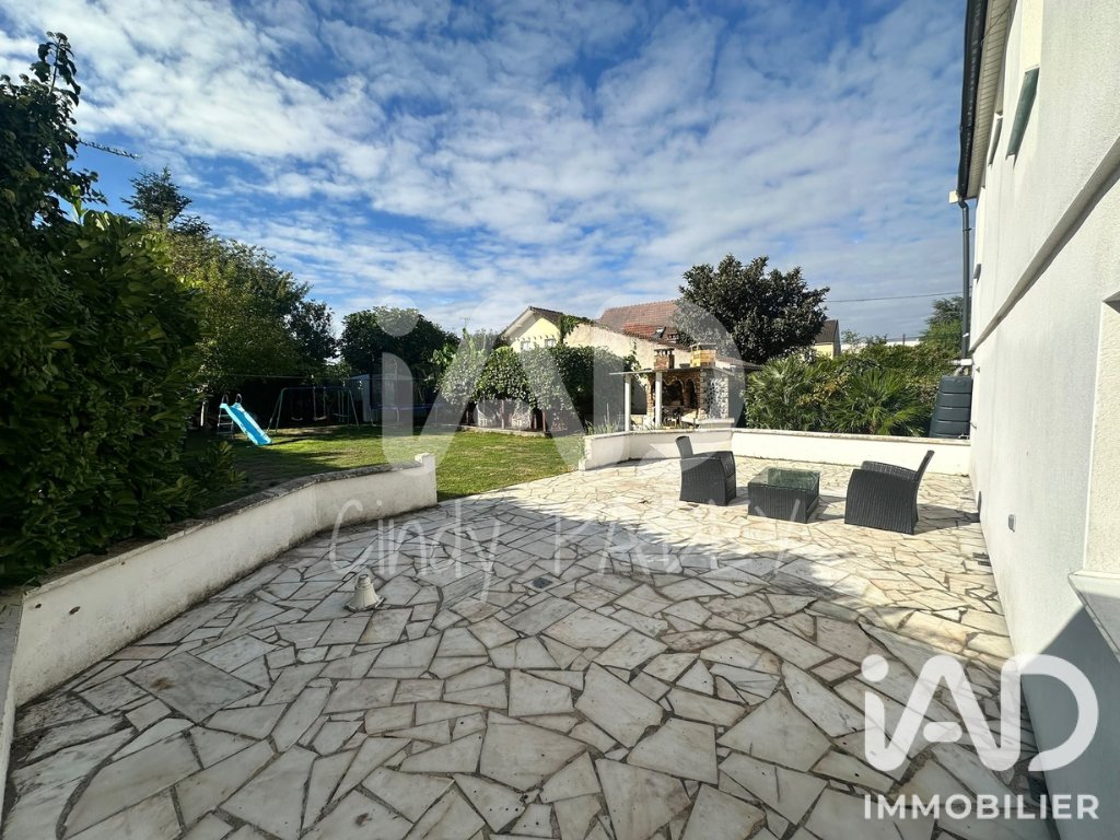 House in Chelles, Ile-de-France, France 5 - 18390695