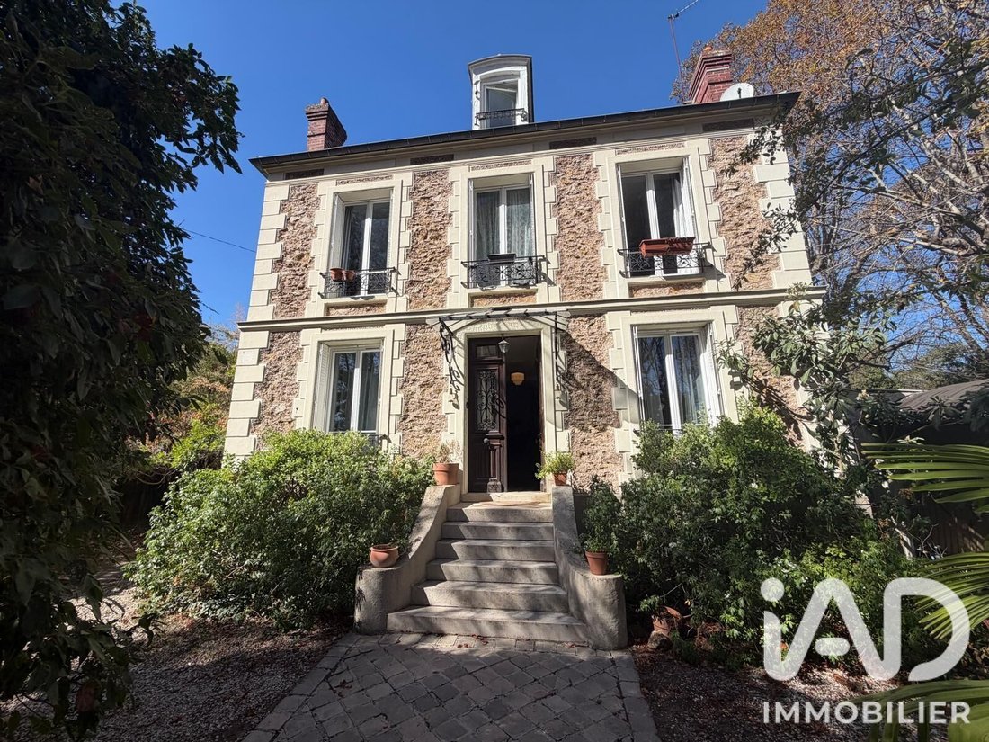 House in Ris-Orangis, Ile-de-France, France 1 - 18963005