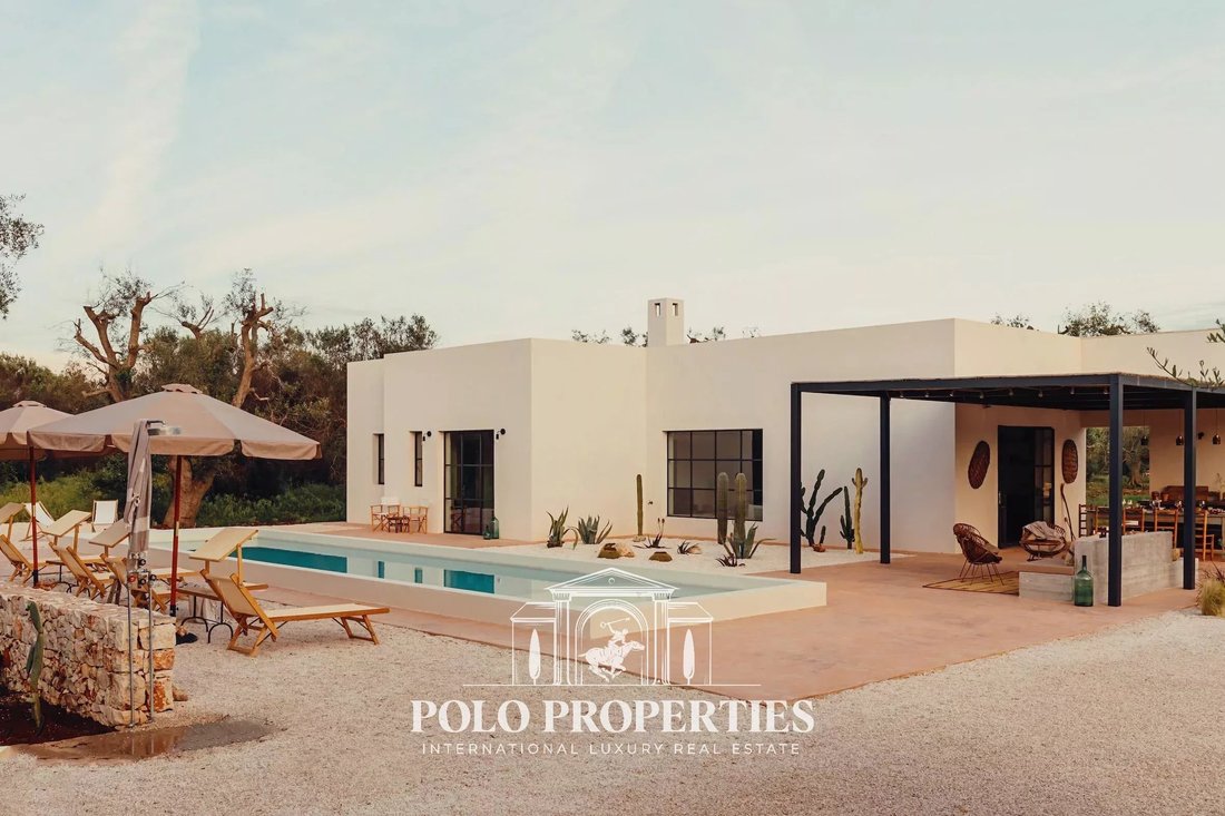 Villa in San Vito dei Normanni, Apulia, Italy 1 - 18960098