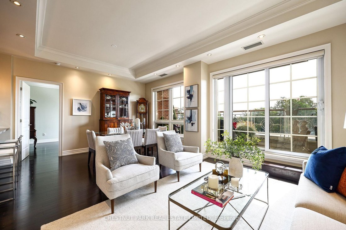 Apartment in Toronto, Ontario, Canada 5 - 18960863