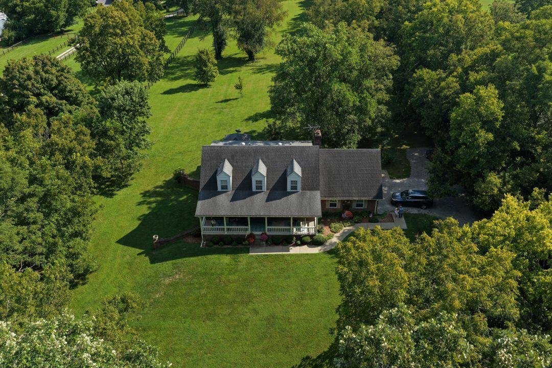 House in Versailles, Kentucky, United States 2 - 18740214