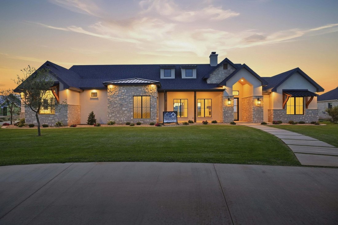 House in Lubbock, Texas, United States 1 - 18083504