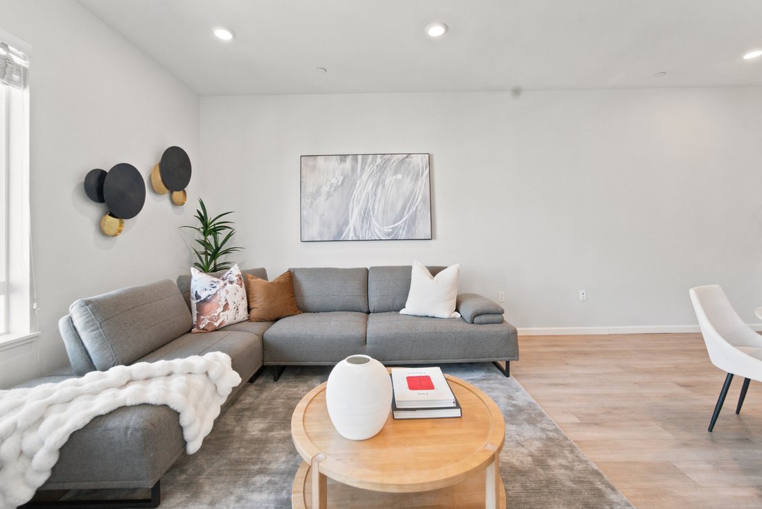 Condo in San Jose, California, United States 3 - 18960818