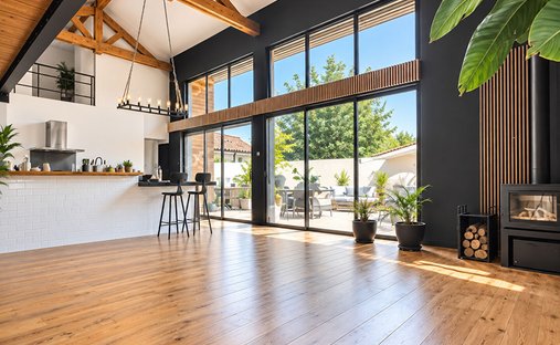 Villa in La Raze, Begles, France 1