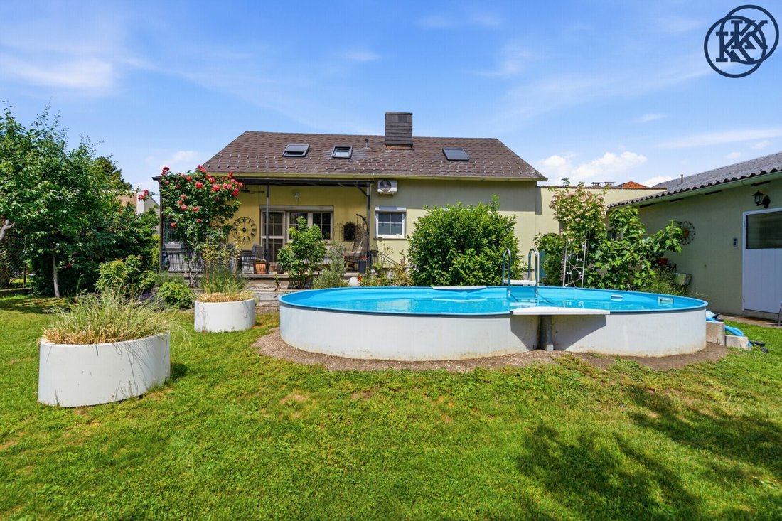 House in Traiskirchen, Lower Austria, Austria 1 - 18960806