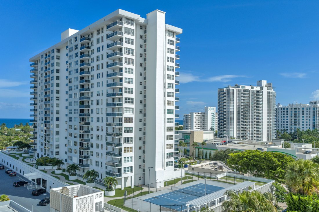 Condo in Fort Lauderdale, Florida, United States 2 - 18960832