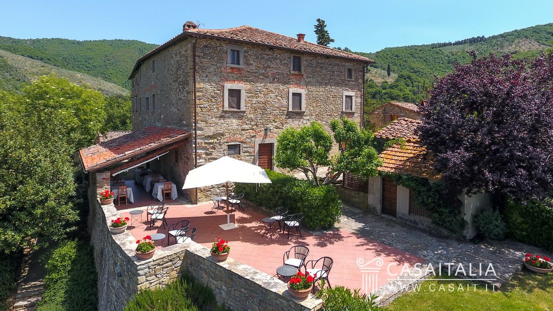 Villa in Castiglion Fiorentino, Tuscany, Italy 2 - 18961750