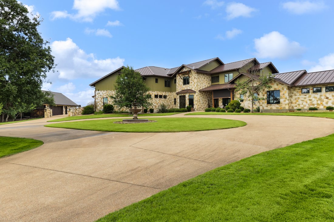 Farm Ranch in Wimberley, Texas, United States 2 - 18961361