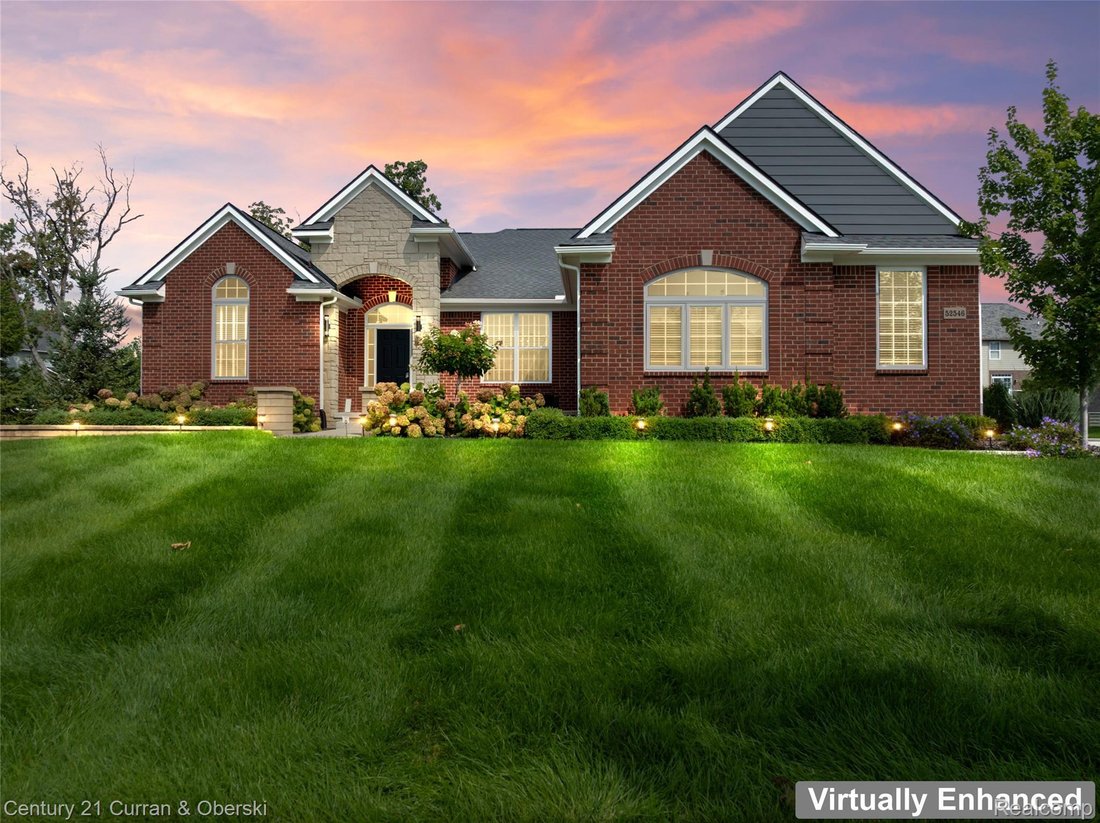 House in South Lyon, Michigan, United States 1 - 18962242