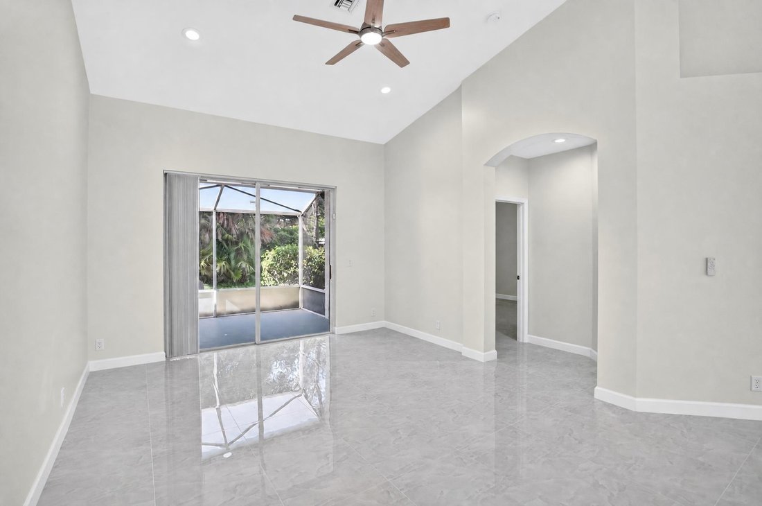 Delray Beach, Florida, United States 3 - 18961829