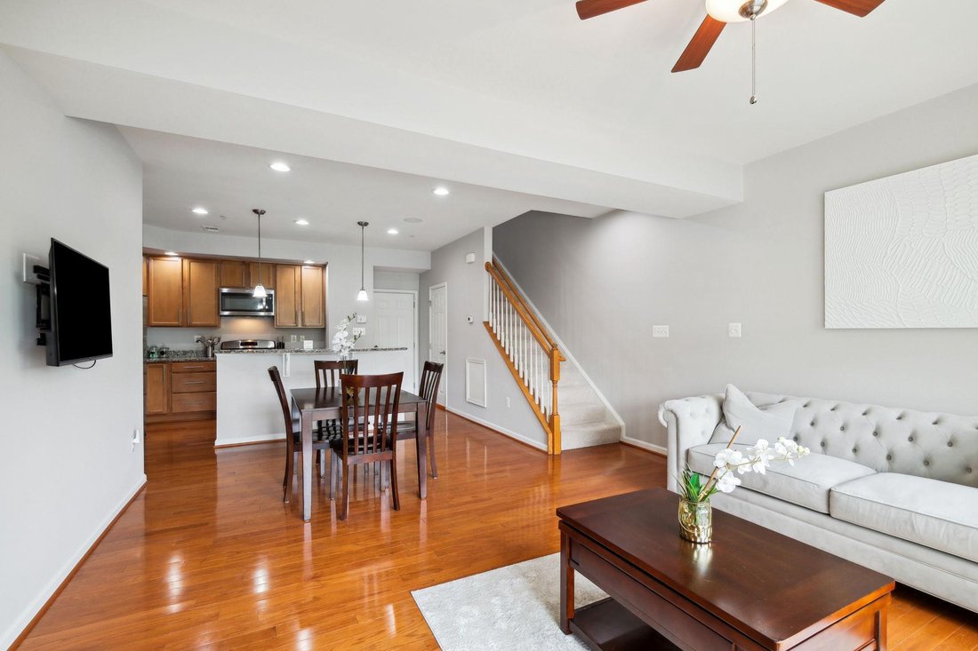 Townhouse in North Potomac, Maryland, United States 3 - 18961837