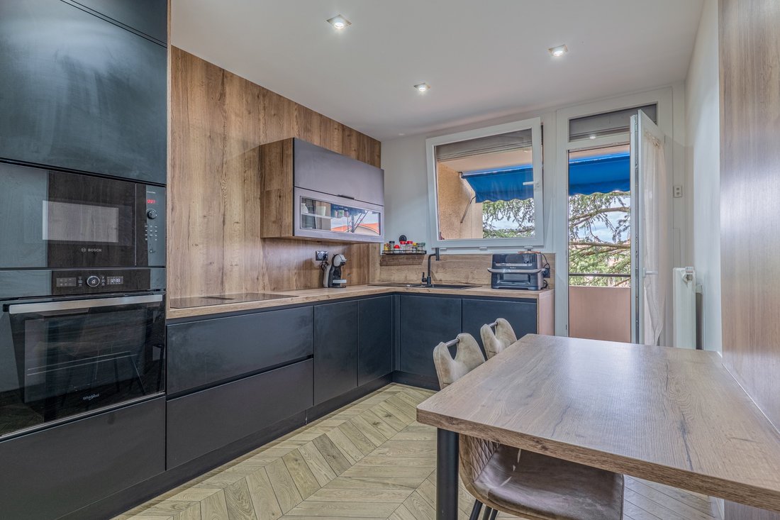 Apartment in Bron, Auvergne-Rhône-Alpes, France 2 - 18961820
