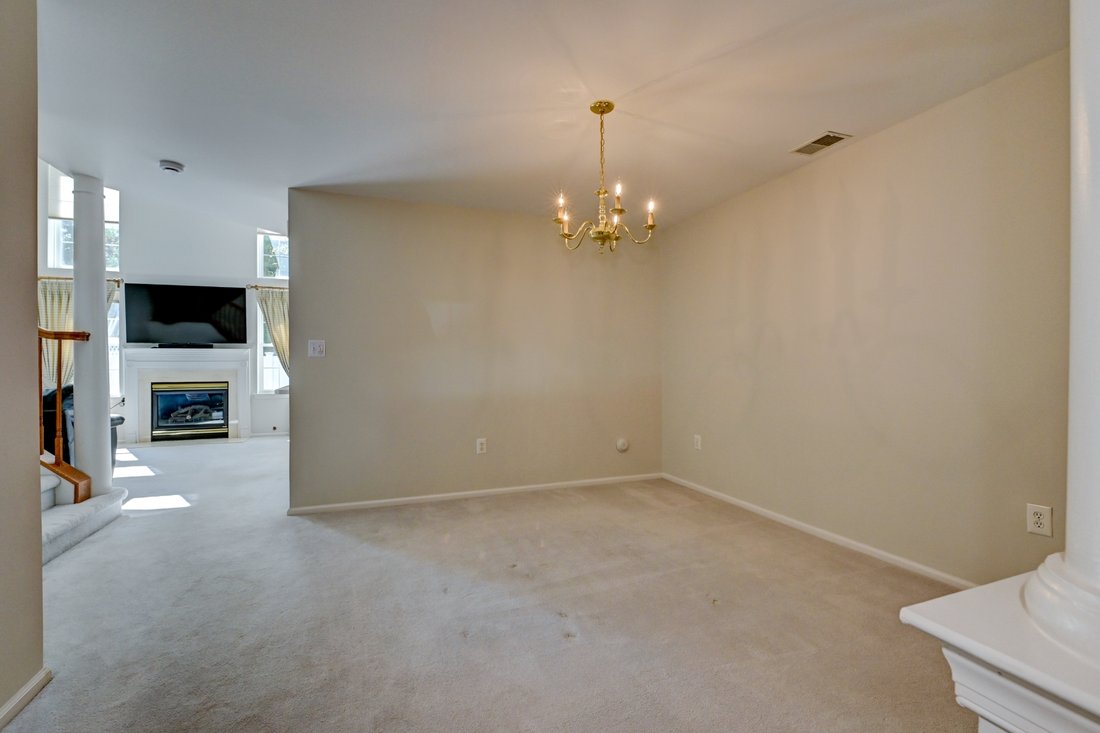 Townhouse in South Brunswick Township, New Jersey, United States 5 - 18961853