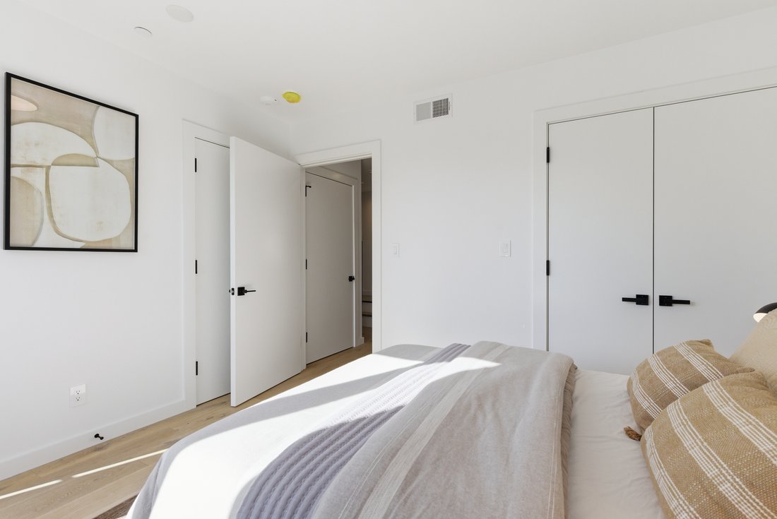 Condo in Burlingame, California, United States 5 - 18961828