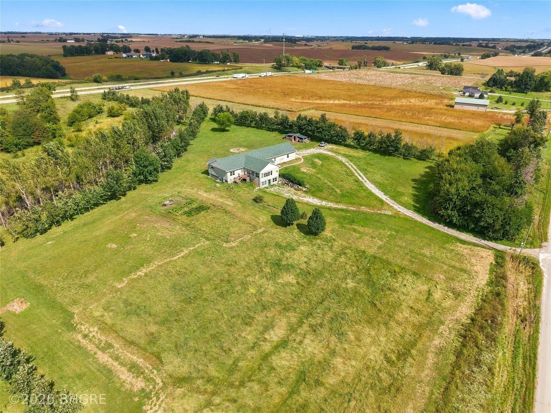 House in Newton, Iowa, United States 1 - 18962228