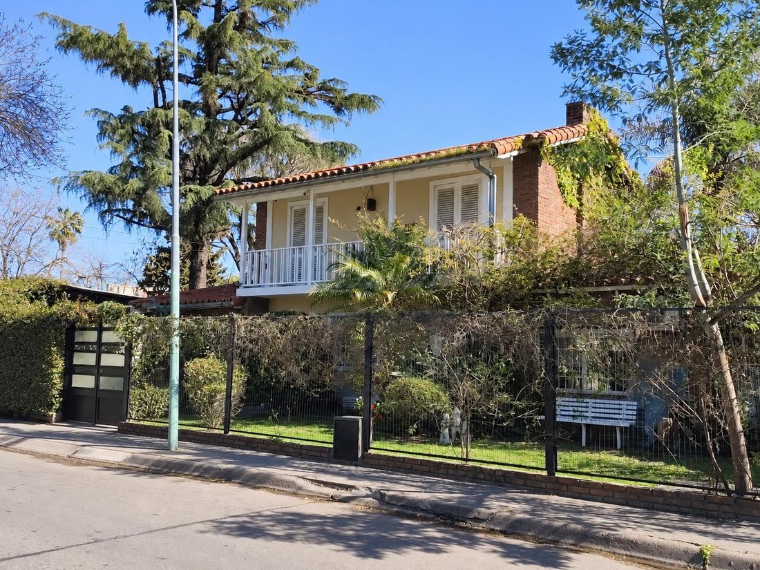 House in Buenos Aires, Buenos Aires, Argentina 2 - 18939155