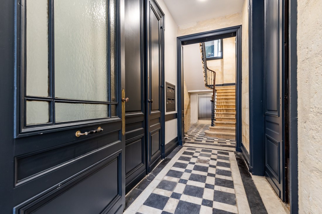 Apartment in Hôtel de Ville-Quinconce-Saint Seurin-Fondaudège, Bordeaux, France 2 - 18961818