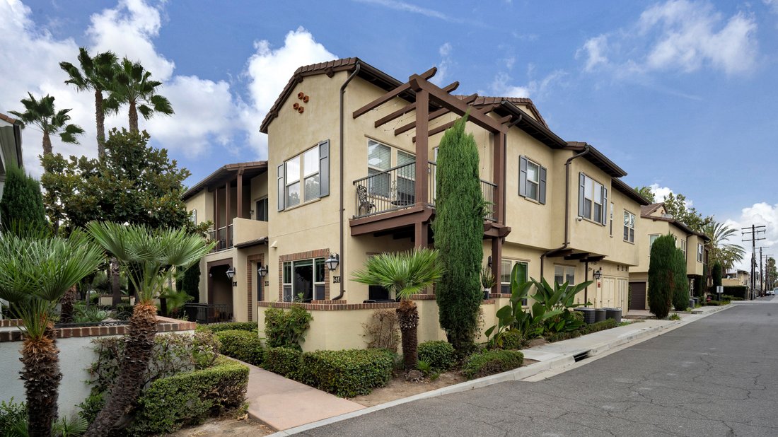 Condo in Orange, California, United States 1 - 18962712