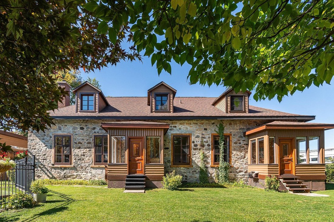 House in Montréal, Quebec, Canada 2 - 18963160