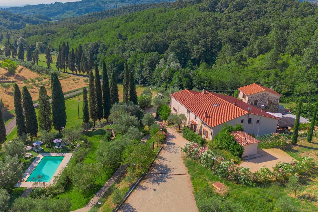 House in Serravalle Pistoiese, Tuscany, Italy 1 - 18963152