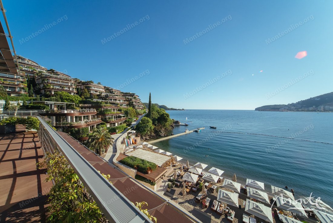 Penthouse in Budva, Budva Municipality, Montenegro 1 - 18963087