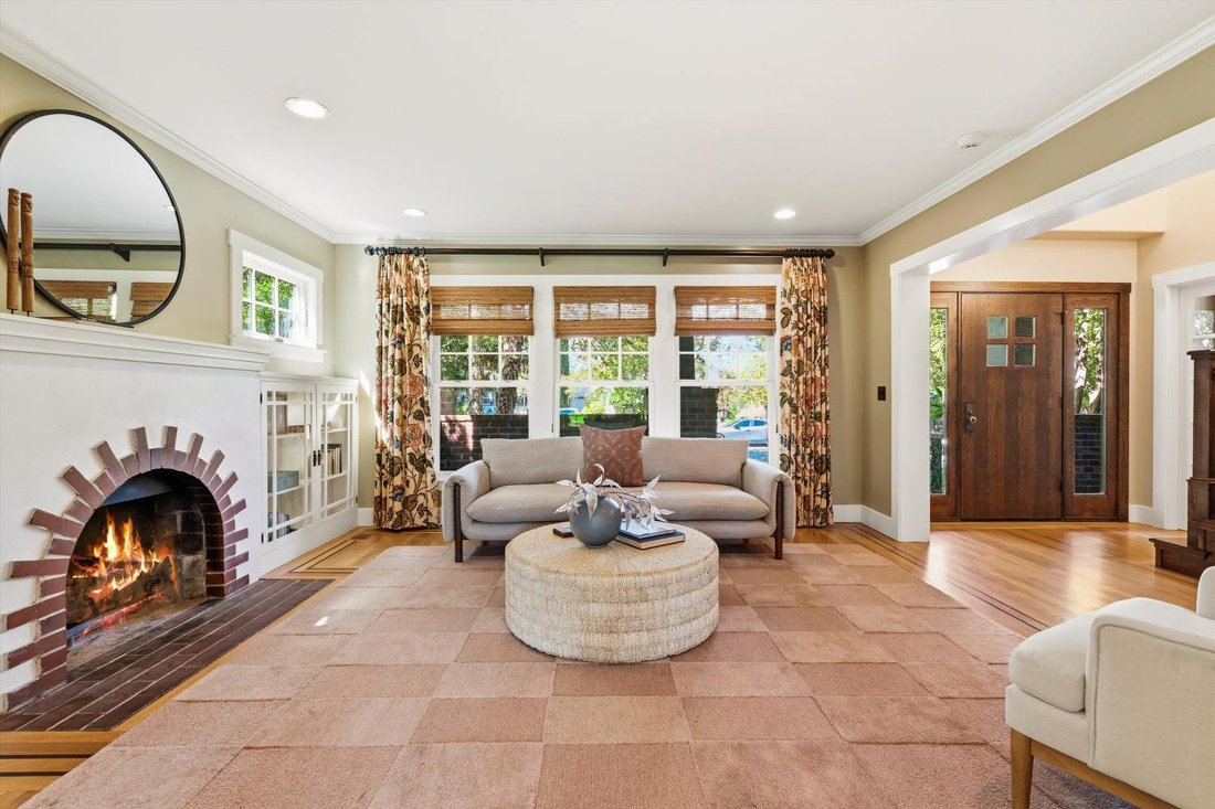 House in Sacramento, California, United States 4 - 18963892
