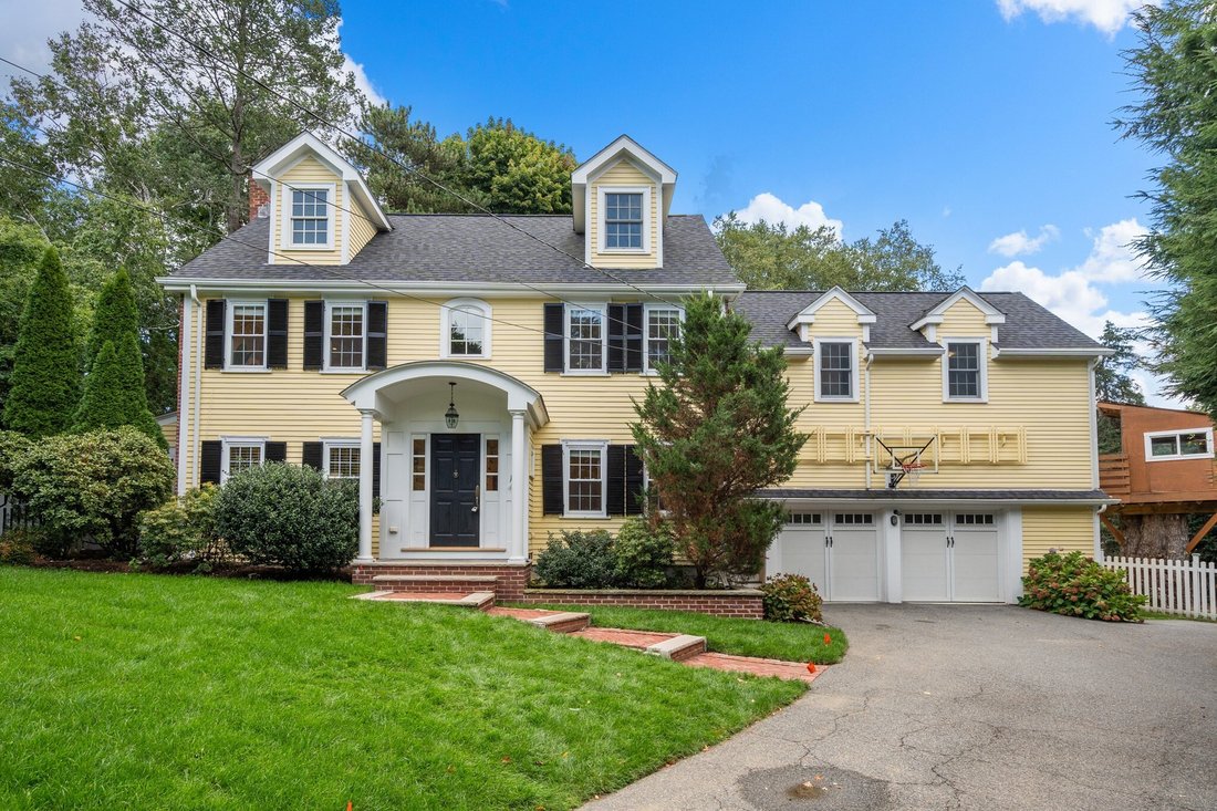 House in Belmont, Massachusetts, United States 1 - 18964049