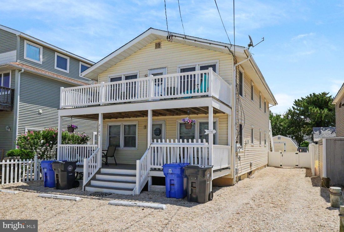 House in Ship Bottom, New Jersey, United States 1 - 18964039