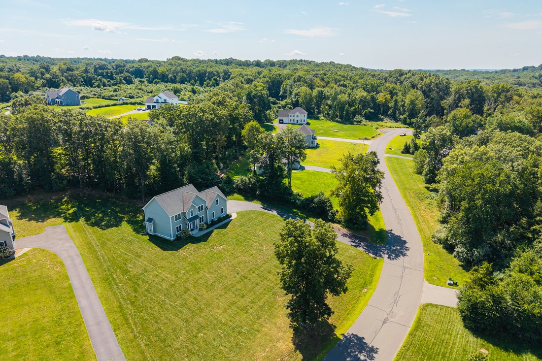 House in East Hampton, Connecticut, United States 3 - 18963917