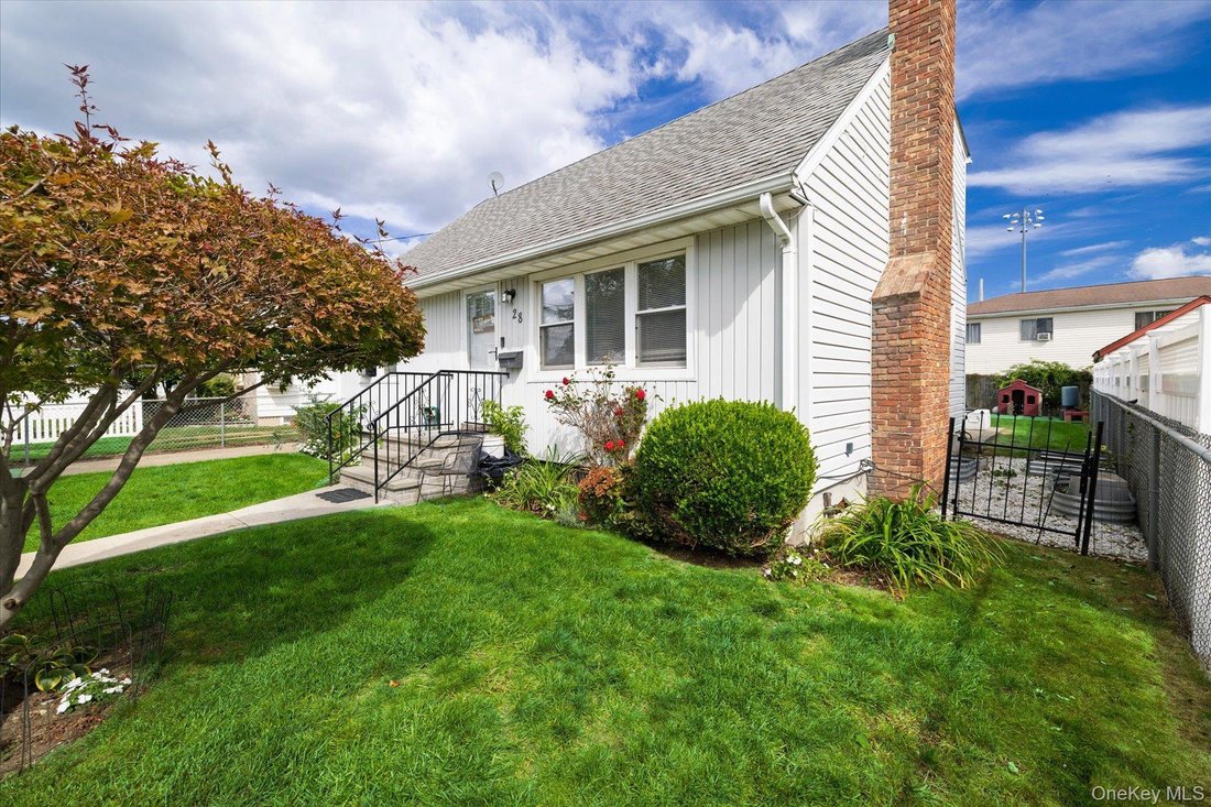 House in Freeport, New York, United States 4 - 18964040