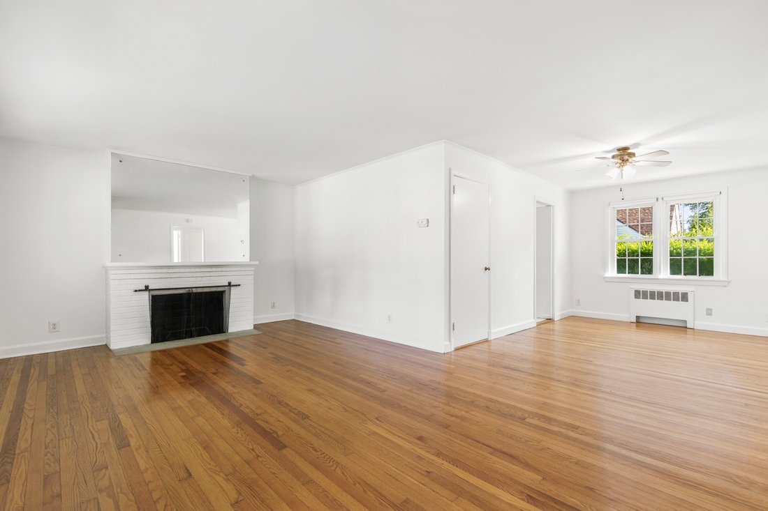 House in Port Chester, New York, United States 2 - 18963901