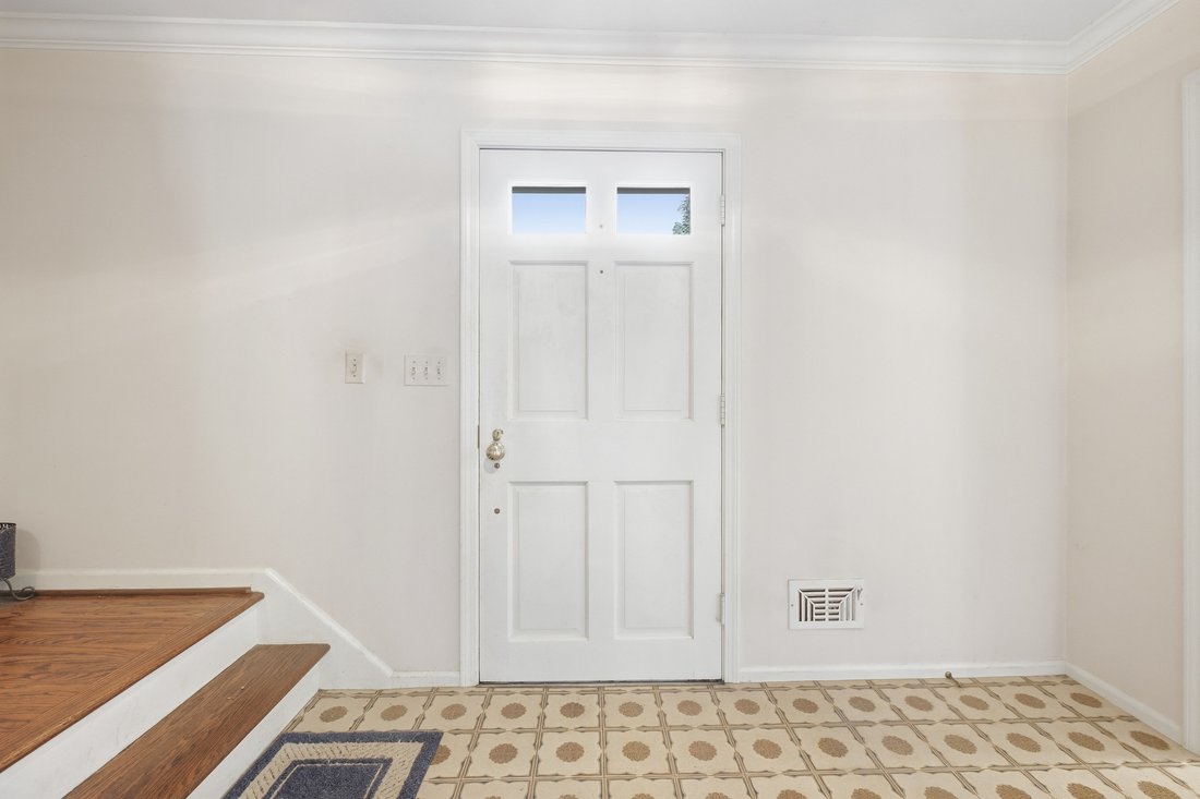 House in Glenview, Kentucky, United States 3 - 18963900