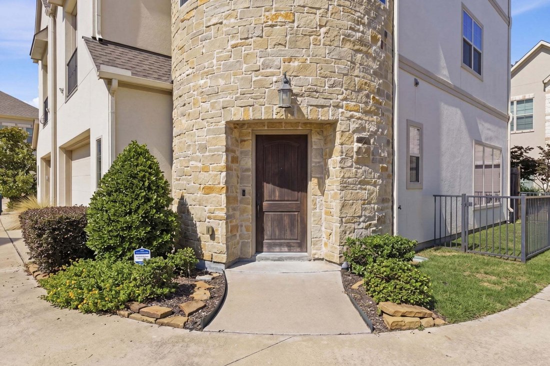 House in Houston, Texas, United States 3 - 18963883