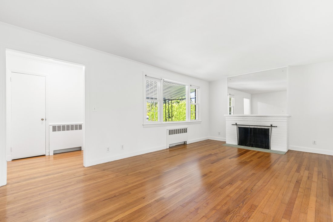 House in Port Chester, New York, United States 5 - 18963901