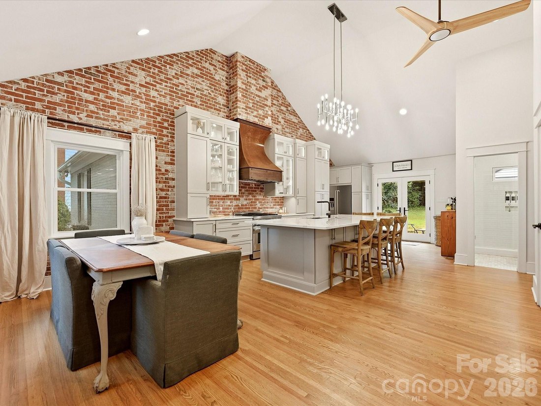 House in Charlotte, North Carolina, United States 2 - 18964380