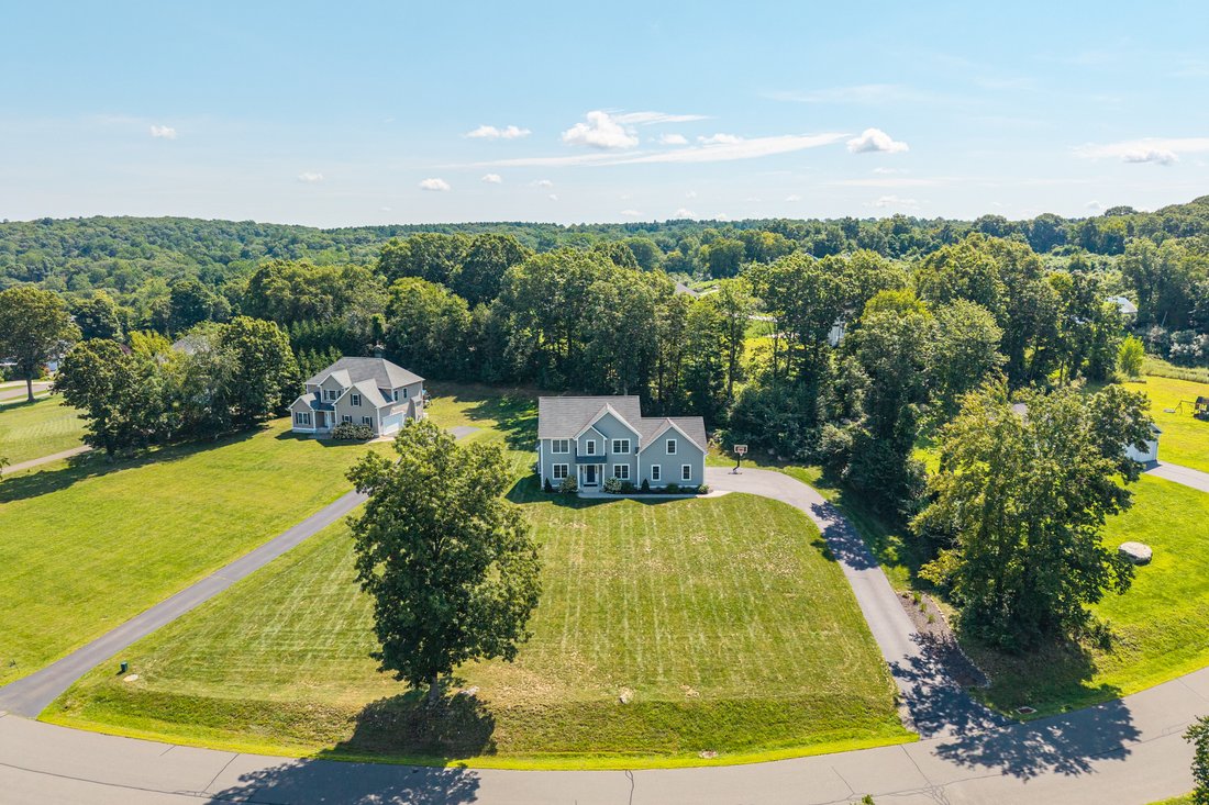 House in East Hampton, Connecticut, United States 4 - 18963917