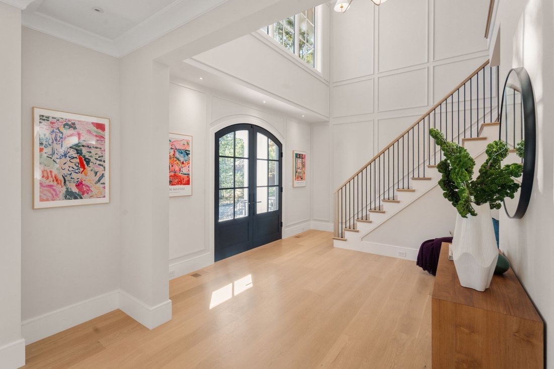 House in Newton, Massachusetts, United States 4 - 18964050