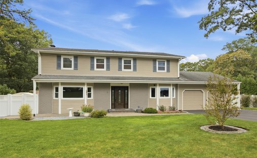 House in Setauket- East Setauket, New York, United States 1