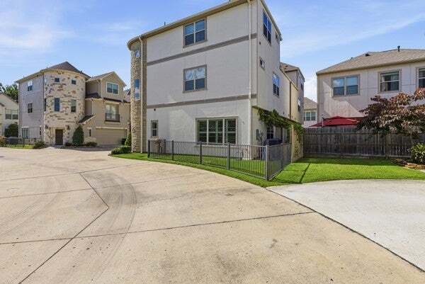 House in Houston, Texas, United States 5 - 18963883