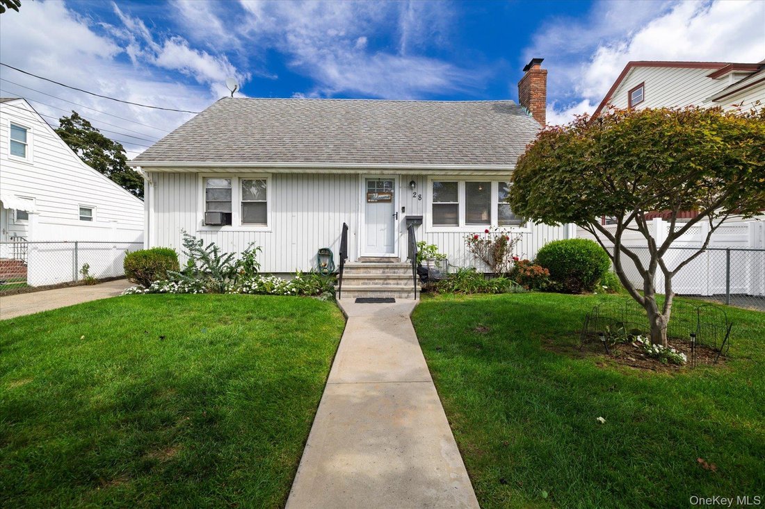 House in Freeport, New York, United States 2 - 18964040