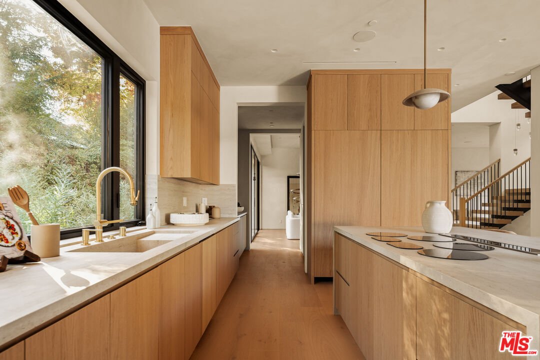 House in Los Angeles, California, United States 5 - 18963895