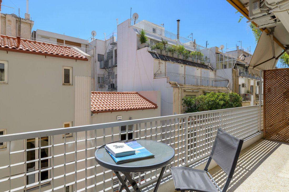 Apartment in Sunoikia Kolonakiou, 1st District of Athens, Athens 1 - 18975684