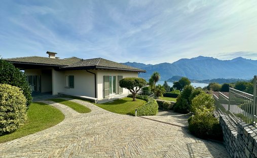 Villa in Griante, Lombardy, Italy 1