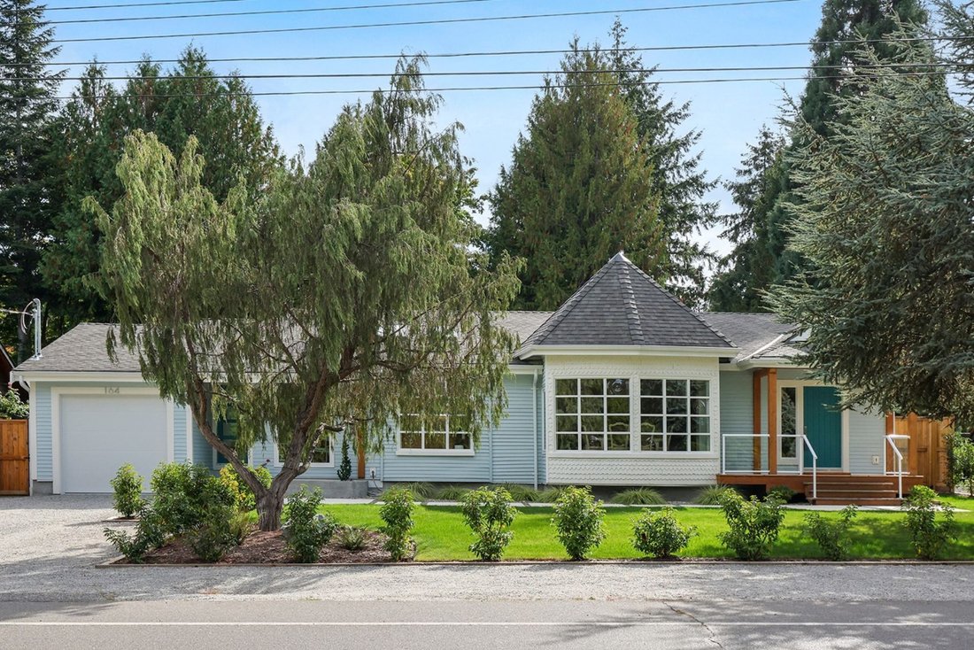 House in Qualicum Beach, British Columbia, Canada 1 - 18966871