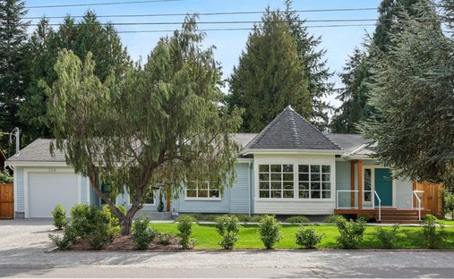 House in Qualicum Beach, British Columbia, Canada 1