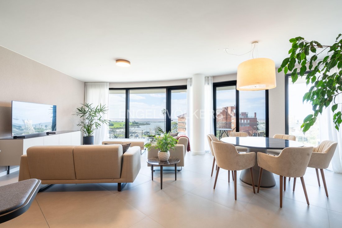Apartment in Montevideo, Departamento de Montevideo, Uruguay 2 - 18966778