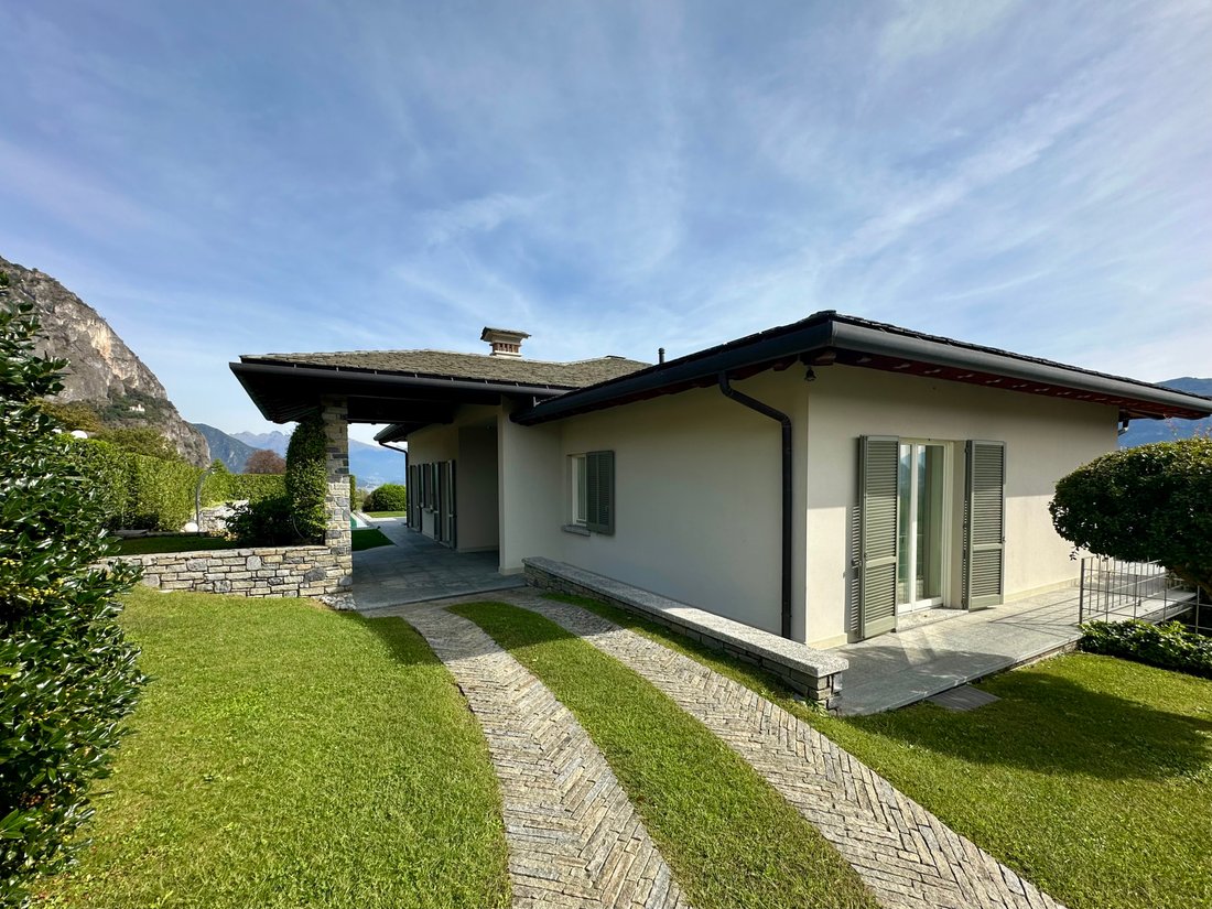 Villa in Griante, Lombardy, Italy 3 - 18973372