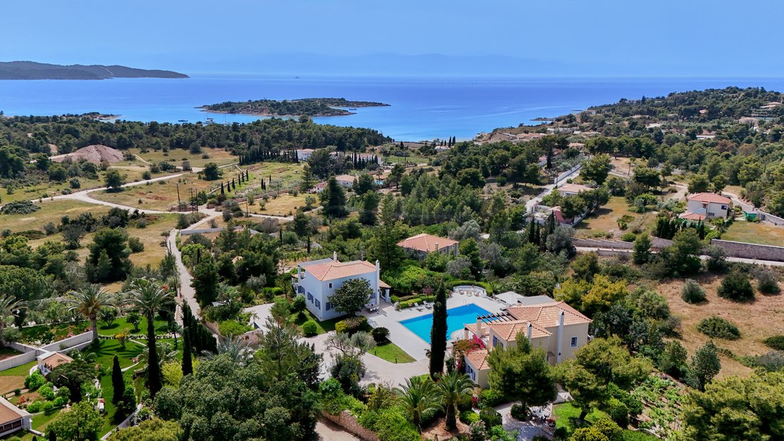 Villa in Koinotita Portoxeliou, Kranidi, Greece 1 - 19159503