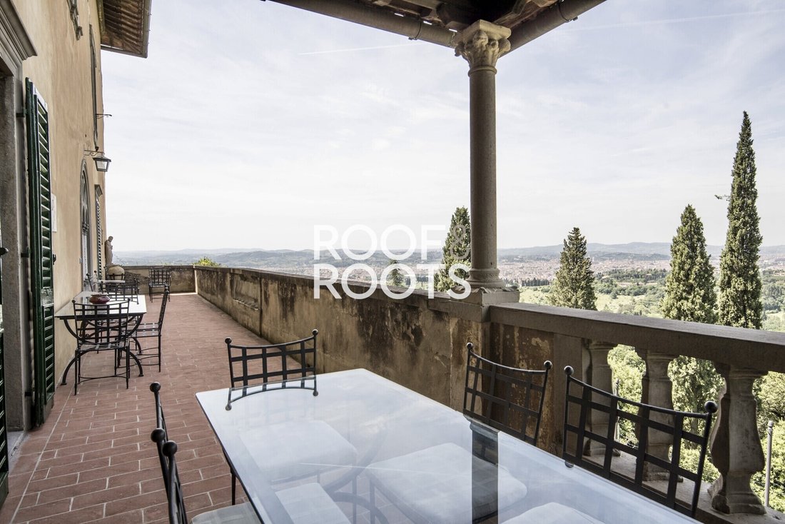 Villa in Fiesole, Tuscany, Italy 3 - 18975048